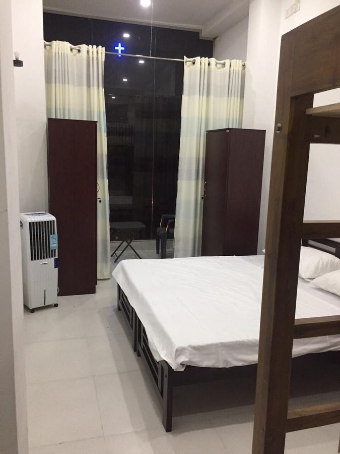 Getmore Bed & Breakfast Канди Екстериор снимка